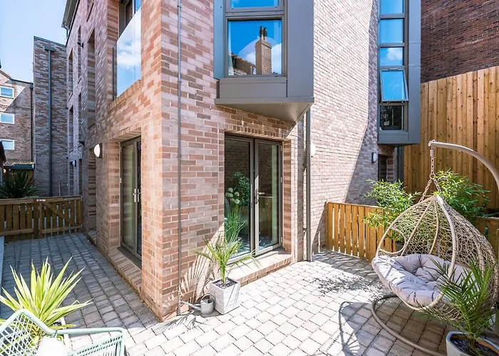 Bootham Row Hideaway * York